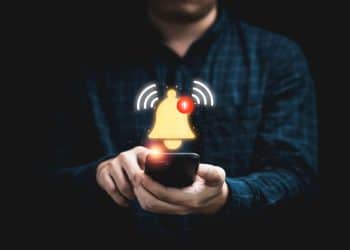 I Tried a Week Without Notifications — and My Brain Finally Relaxed