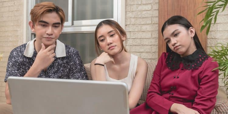 The Internet’s New Obsession With Being “Mid”