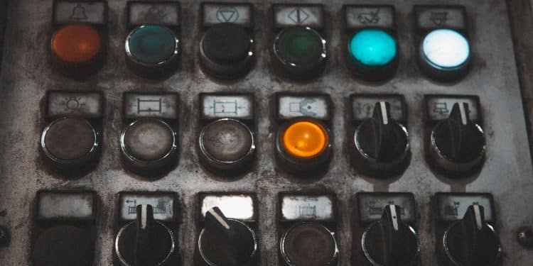 Why the “365 Buttons” Meme Is Everywhere Right Now