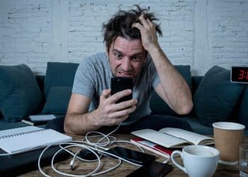 Why Being Always Reachable Is Slowly Draining Your Focus